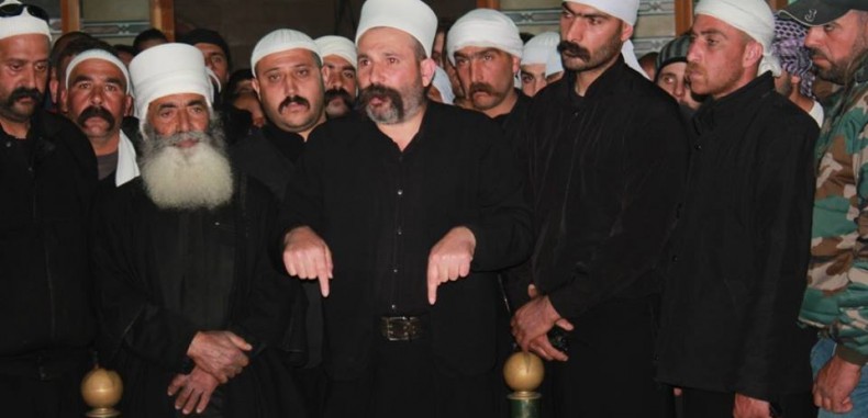 “رجال الكرامة” تحل “بيرق العز” بعد مقتل فتاة في السويداء