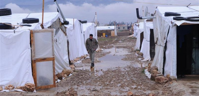 مشكلة مخيم الريحانية للاجئين السوريين في عكار بشمال لبنان ..