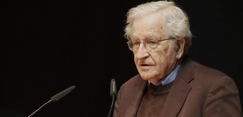 ترامب حصيلة مجتمع متداع وماض بقوة نحو الإنهيار ..