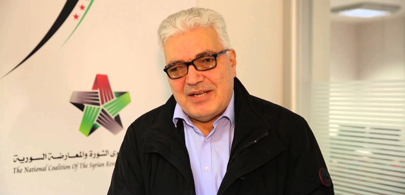 موفق نيربيه : ينسحب من الائتلاف ويشيد بدوره ..