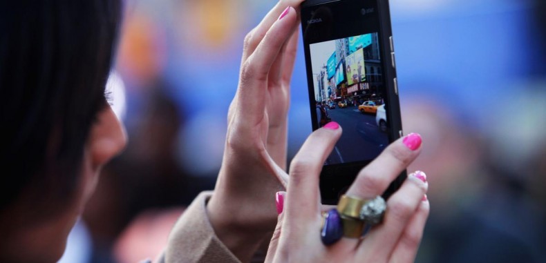 فيروس خبيث يتسلل إلى مليوني هاتف ..