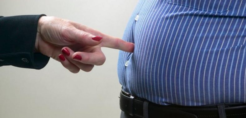 لهذا لا تستطيع التخلص من “الكرش” بعد تجاوزك الثلاثين !