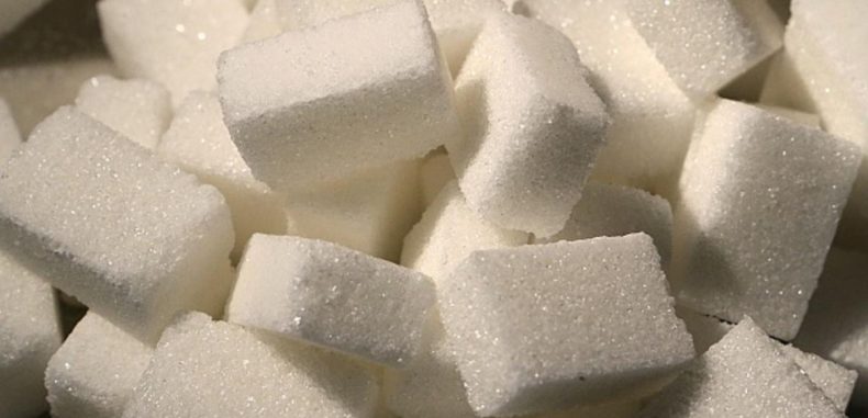 ماذا يحدث لدماغ الإنسان حين يتوقف عن استهلاك السكر؟