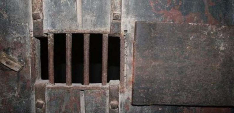 تقرير حقوقي يكشف تفاصيل عن سجون ومعتقلات PYD السرية