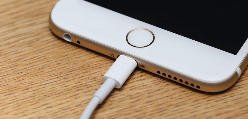 منذ سنوات ونحن نشحن هواتفنا بشكل خاطئ