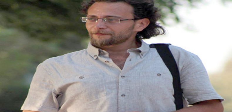حافلة مليئة بالحقراء ــ مصطفى تاج الدين الموسى