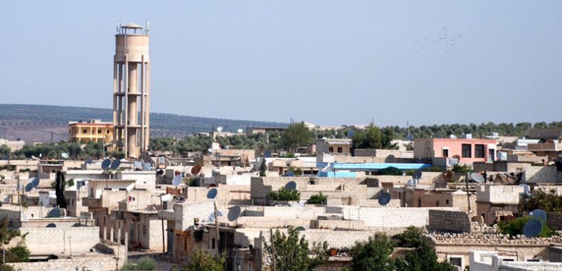 ناشطون ومثقفون كرد يطالبون بخروج “PYD” من عفرين