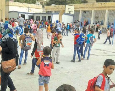 ﻣﺪﺍﺭﺱ « ﻗﺴﺪ » ﺗﺤﺎﺻﺮ ﻣﺪﺍﺭﺱ ﺍﻟﻨﻈﺎﻡ ﻓﻲ ﺷﻤﺎﻝ ﺳﻮﺭﻳﺔ … ﻭﺍﻓﺘﺮﺍﻕ ﻓﻲ ﺍﻟﻤﻨﺎﻫﺞ ــ ﺳﻠﻄﺎﻥ ﺟﻠﺒﻲ