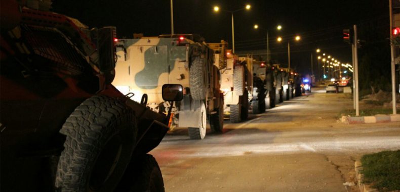 بعد تهديد قسد بدخول إدلب: تركيا تجلب التعزيزات لأجل حملتها العسكرية في شمال سوريا