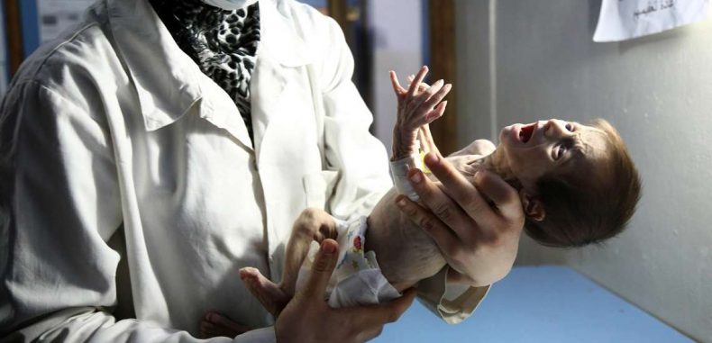 بدء إجلاء المرضى والمصابين من الغوطة الشرقية المحاصرة بسوريا