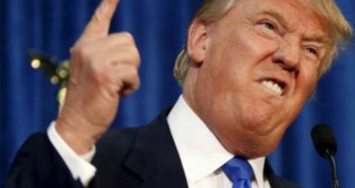 ترامب يهدد بحجب المساعدات عن الفلسطينيين ما لم يعودوا لمحادثات السلام