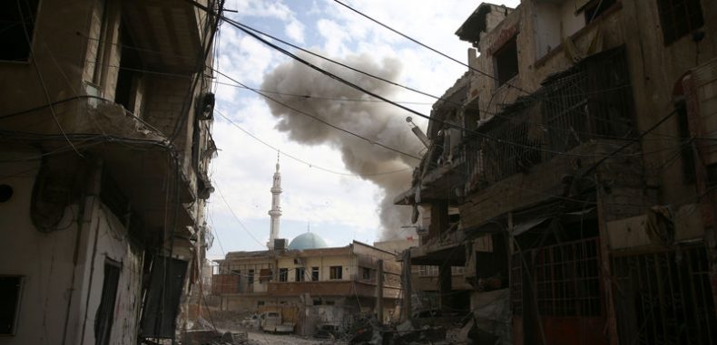 ضحايا قصف الغوطة في ارتفاع وقذائف “مجهولة” على دمشق – عبد الرحمن خضر