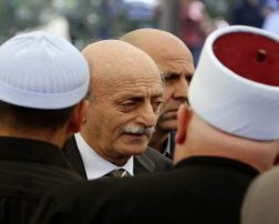 جنبلاط : بشار يريد زج الدروز بمعركة إدلب وليتني أملك سلاحا لأتوجه إلى جبل العرب