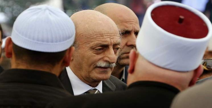 جنبلاط : بشار يريد زج الدروز بمعركة إدلب وليتني أملك سلاحا لأتوجه إلى جبل العرب