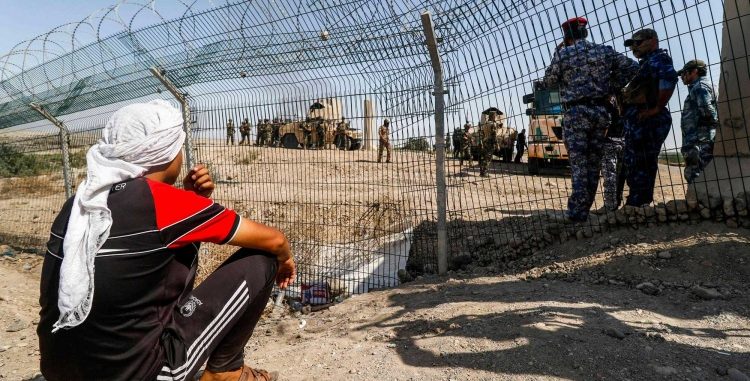 الاحتجاجات على أبواب المرجعية: سياسة إرضاء الجميع تصل إلى نهايتها