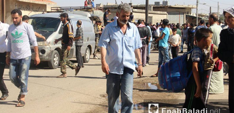 موظفو ريف حمص دون عمل.. النظام يخل ببنود الاتفاق