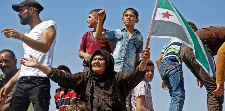  إدلب.. دعوات للتظاهر تنديدًا بقصف النظام لبلدات الريفين الجنوبي والشرقي