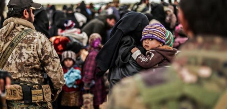 سوريا: مقبرة جماعية وجثث بلا رؤوس قرب الباغوز  القتلى قد يكونون من الإيزيديين