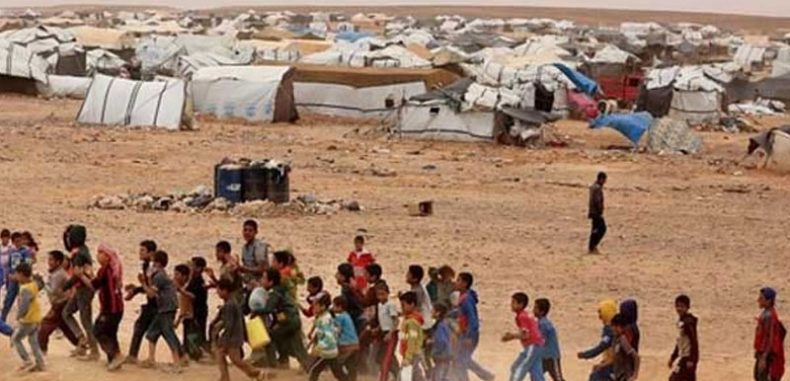 إدارة الركبان تتهم روسيا بحصار المخيم للضغط على النازحين