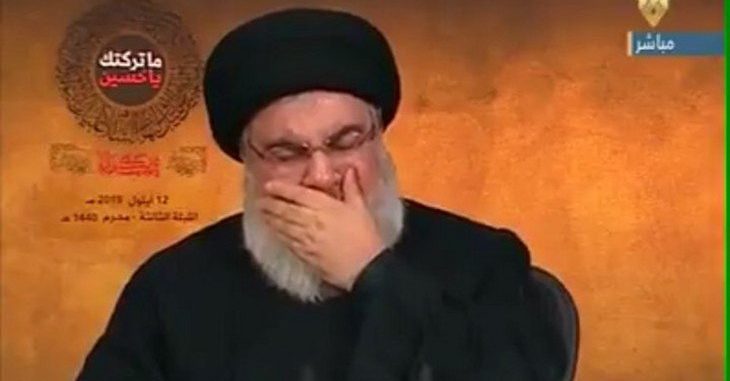 دموع نصر الله للقاء الاسد والخامنئي تثير السخرية