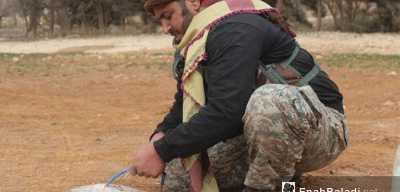 العبوات اللاصقة.. سلاح صامت يؤرق سكان ريف حلب الشرقي