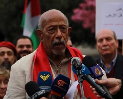 سكرتير الإعلام، والناطق الرسمي باسم الحزب الشيوعي السوداني فتحي الفضل