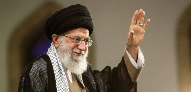 كتاب مذكرات خامنئي: مسؤولية الأصولي حين يكاشف ولا يكشف\\ كتابة : جهاد الزين