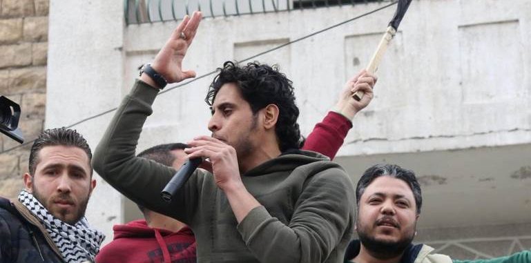 الثورة السورية بين أصالة الساروت وزيف بعض المثقفين