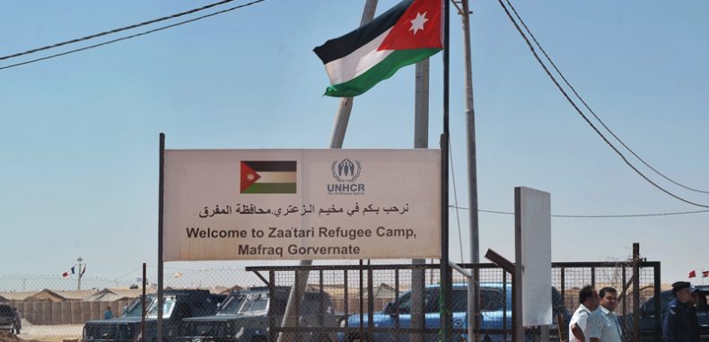 تفكيك مخيمات السوريين في الأردن