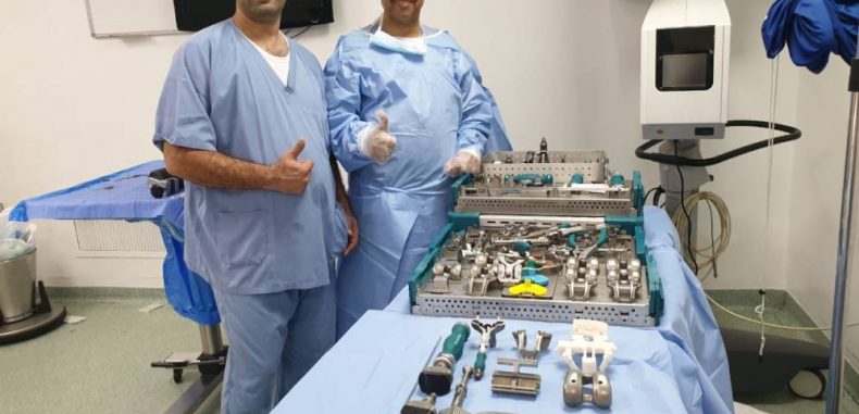 تبسيط زراعة مفصل الركبة بالقوالب الإلكترونية