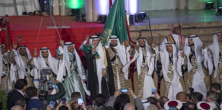 طلال حيدر وشِعر السفارات الانحداري