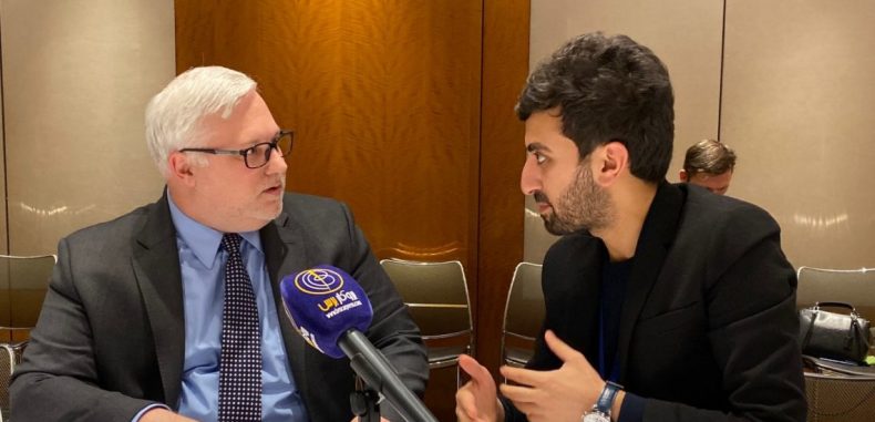 جويل ريبورن لـموفد بروكار برس: أهدافنا في سوريا هزيمة داعش وإخراج إيران وحل سياسي .. قواتنا استخدمت القوة سابقاً ولها كل الصلاحيات في استخدامها لحماية مواقعنا.. المجموعة الدولية المصغرة تعمل ولا تتحدث وهي فاعلة في الحل السياسي