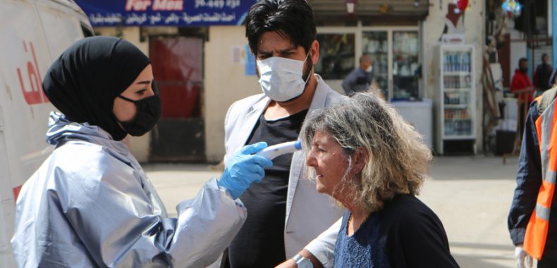 تسجيل أول إصابة بفيروس كورونا في مخيم للاجئين شرقي لبنان