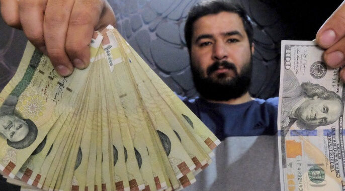 انهيار متواصل للريال الايراني