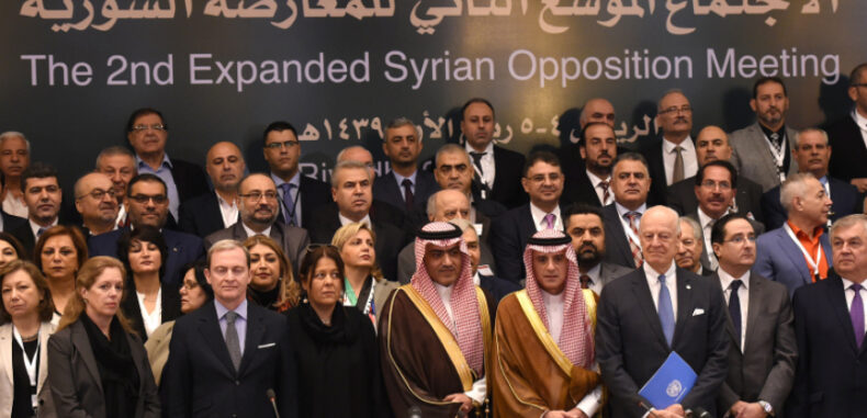 هل تنتقل المعارضة السورية إلى مرحلة المأسسة؟