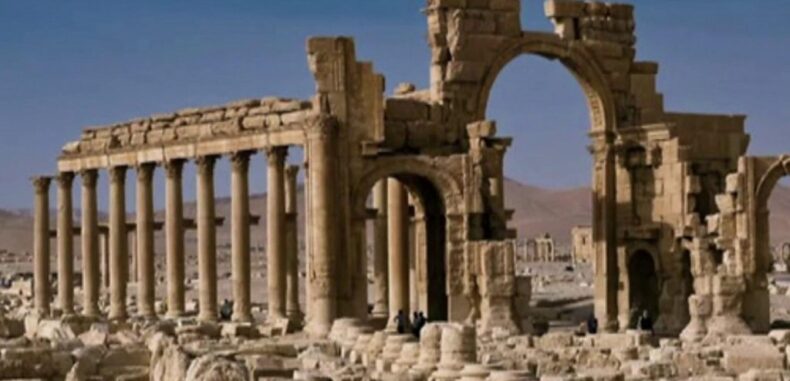 نهب الآثار السوريّة.. تغيير ملامح المستقبل بتغيير ملامح الماضي