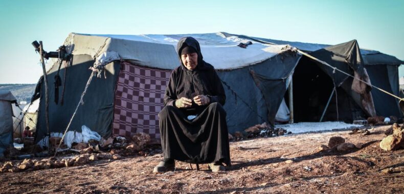 حملة رفع العقوبات عن النظام السوري: مَن يقف خلفها؟