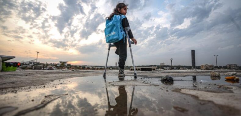 مستقبل مسلوب.. فتيات خارج إطار العملية التعليمية في إدلب