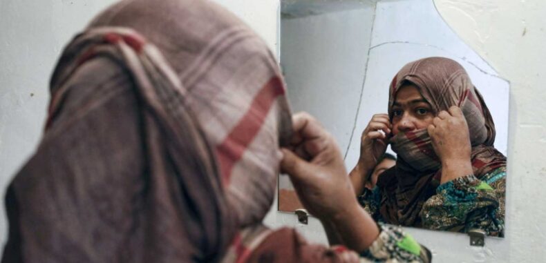 “البضاعة الناعمة” تجارة ملطخة بالدم والعار تحرسها الميليشيات في العراق