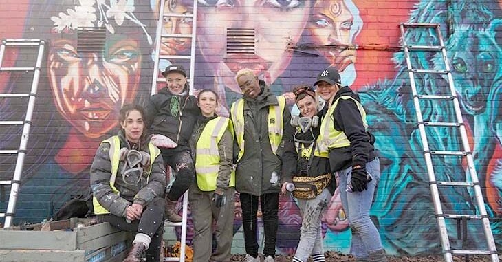 حقوق المرأة: مفارقات الديمقراطية والدكتاتورية