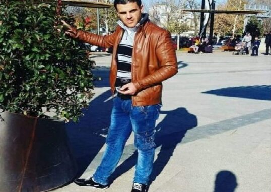 جريمة جديدة .. شاب سوري يدفع حياته ثمنا لحماية رجل مسن في عنتاب التركية