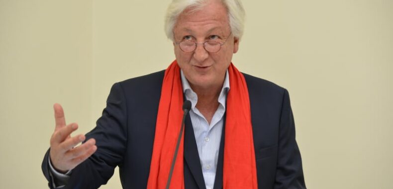 اهداف معلنة وأخرى مضمرة